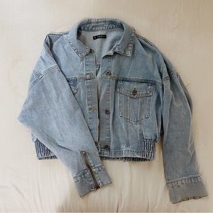 SHEIN Cropped Jean Jacket